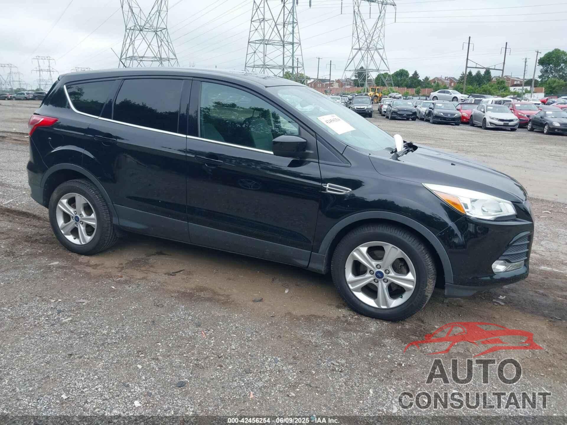 FORD ESCAPE 2016 - 1FMCU0G72GUA48571