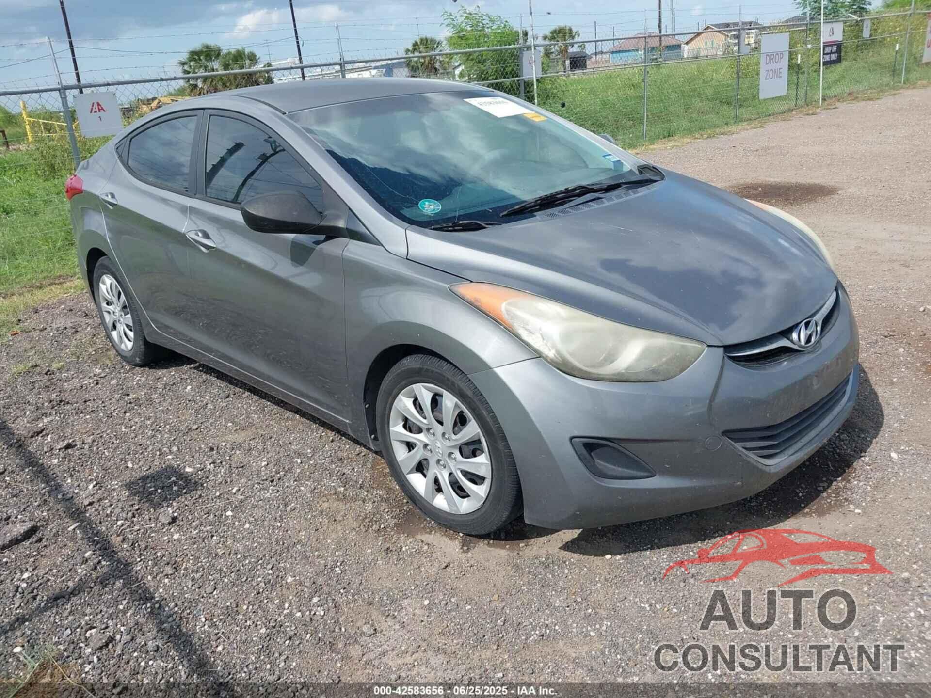 HYUNDAI ELANTRA 2013 - 5NPDH4AE4DH185433