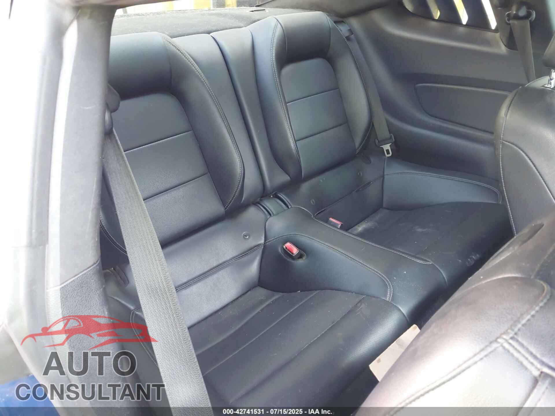 FORD MUSTANG 2017 - 1FA6P8TH5H5249761