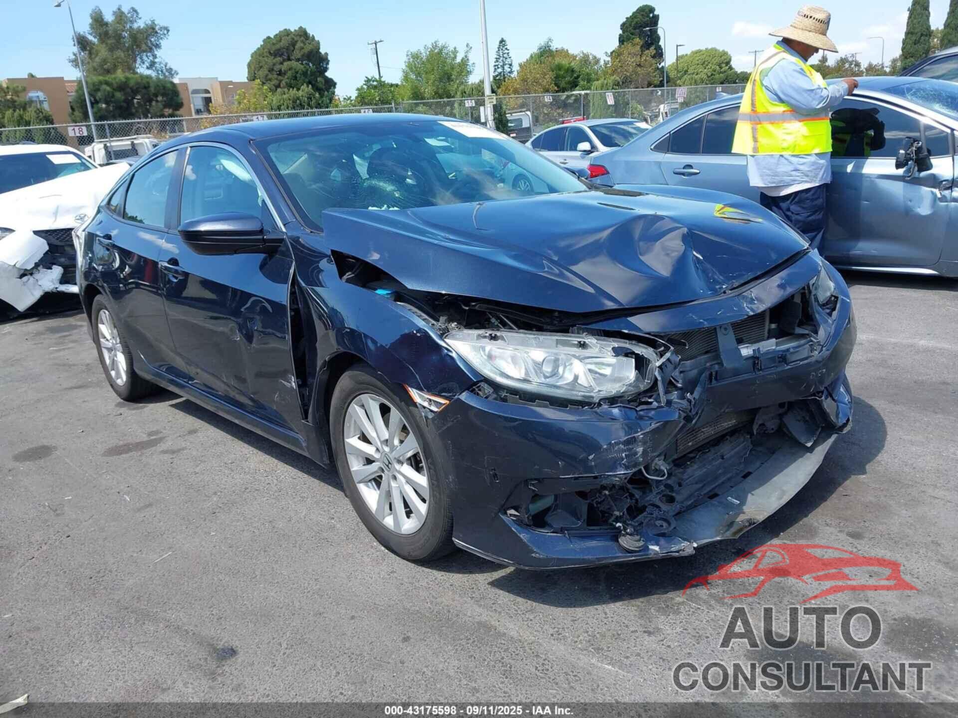 HONDA CIVIC 2018 - 2HGFC2F51JH500196
