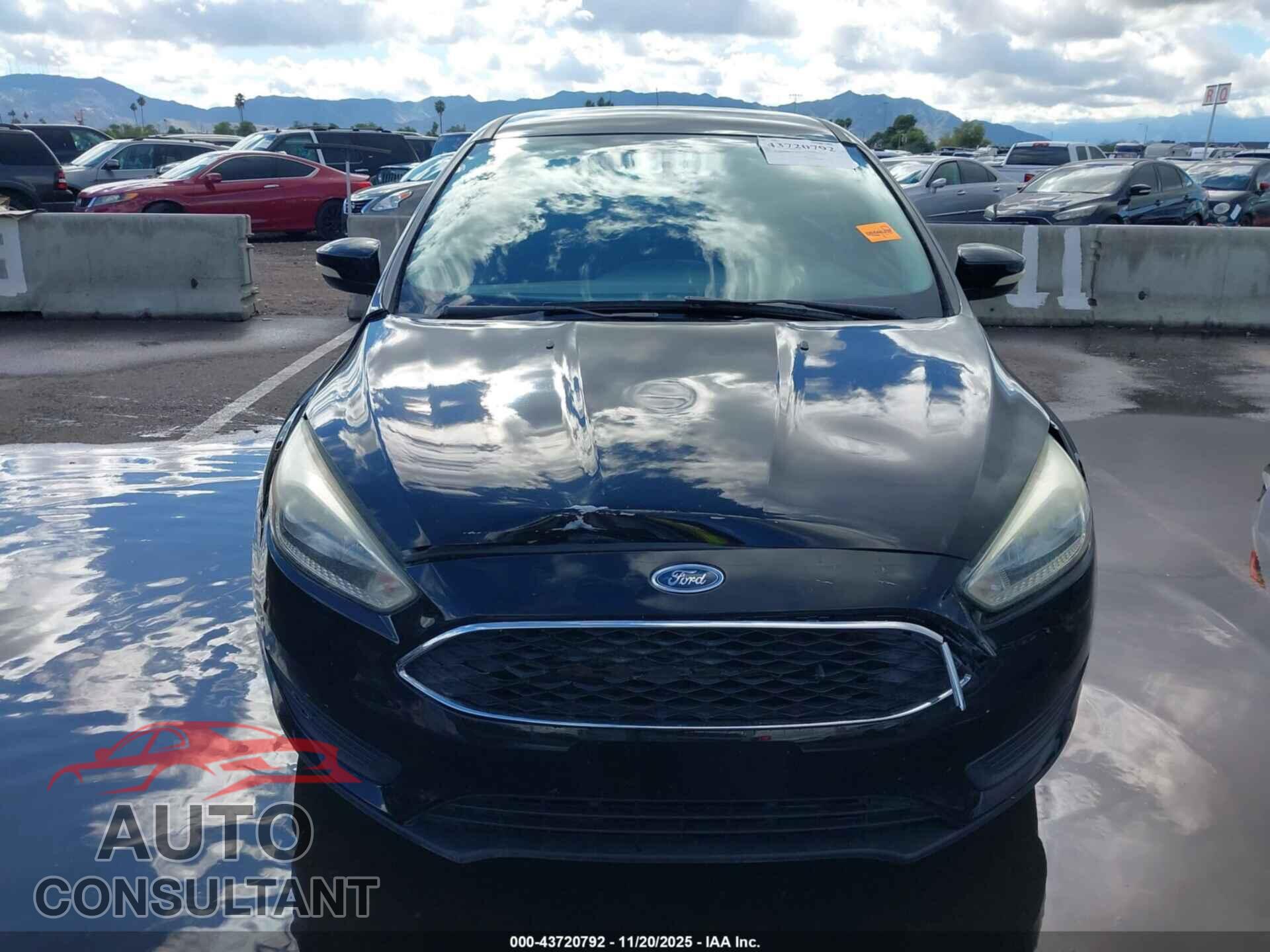 FORD FOCUS 2017 - 1FADP3F2XHL334589