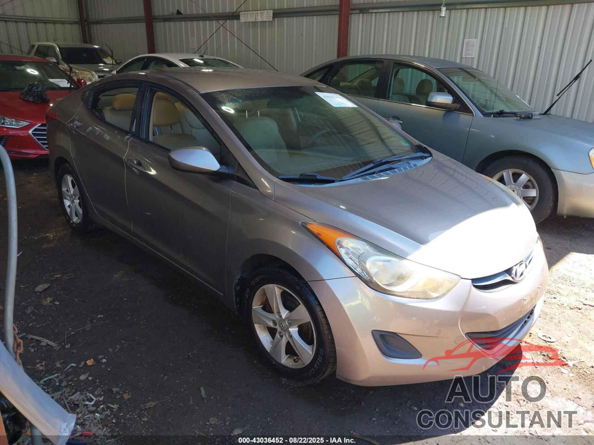 HYUNDAI ELANTRA 2011 - 5NPDH4AE1BH043635