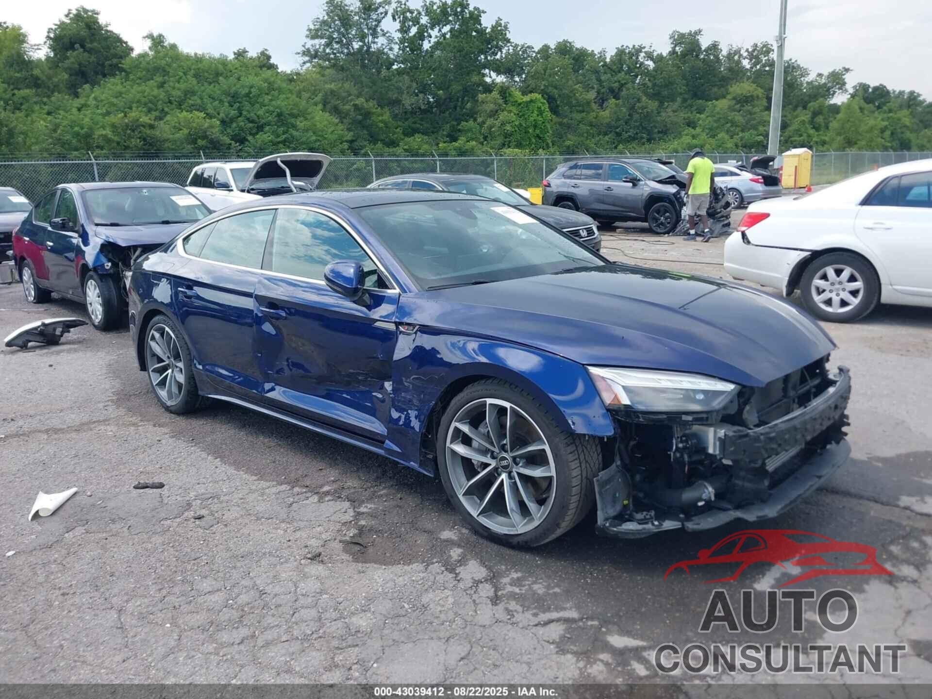 AUDI A5 SPORTBACK 2023 - WAUFACF55PA032083