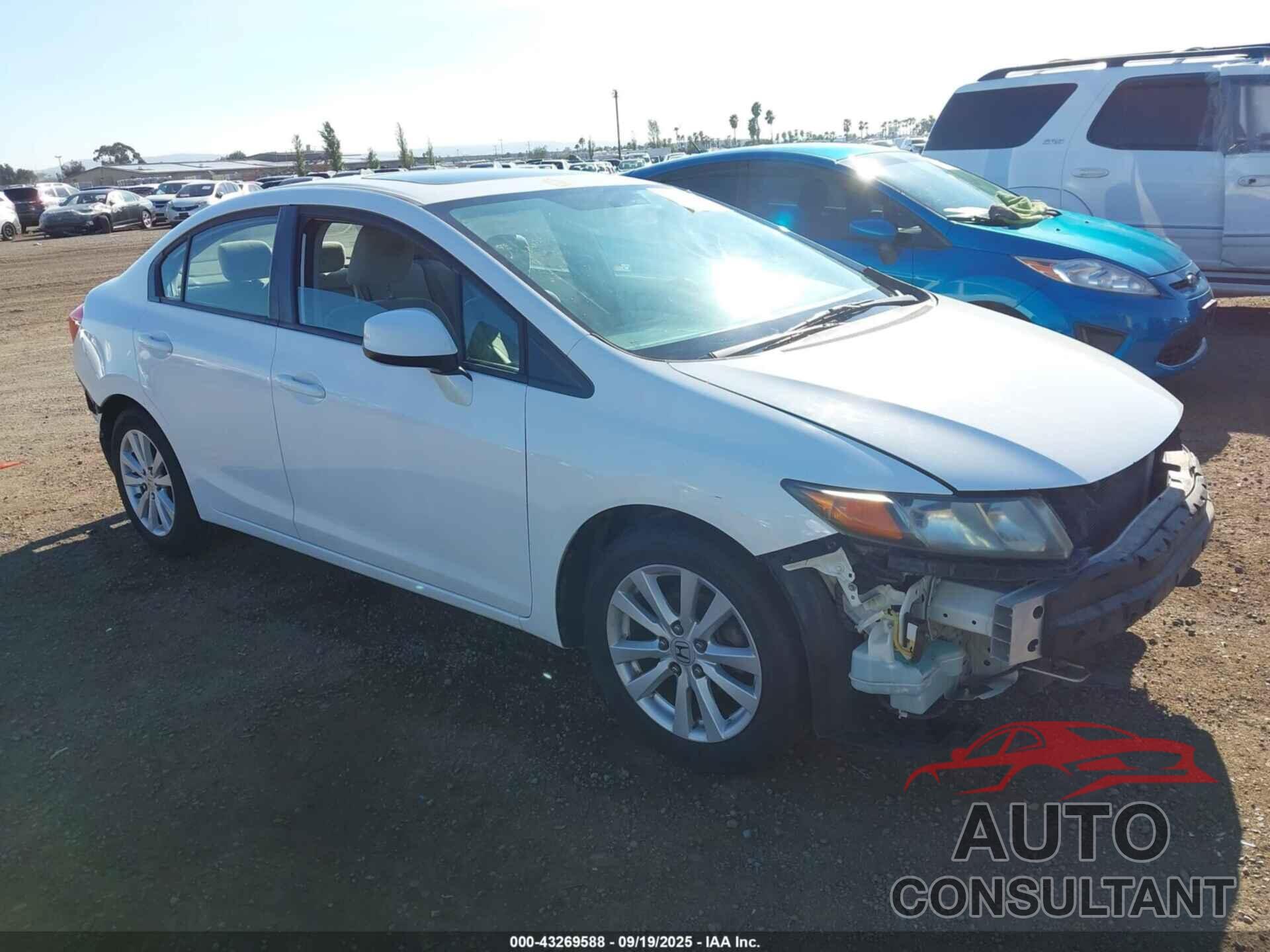 HONDA CIVIC 2012 - 2HGFB2F81CH500795