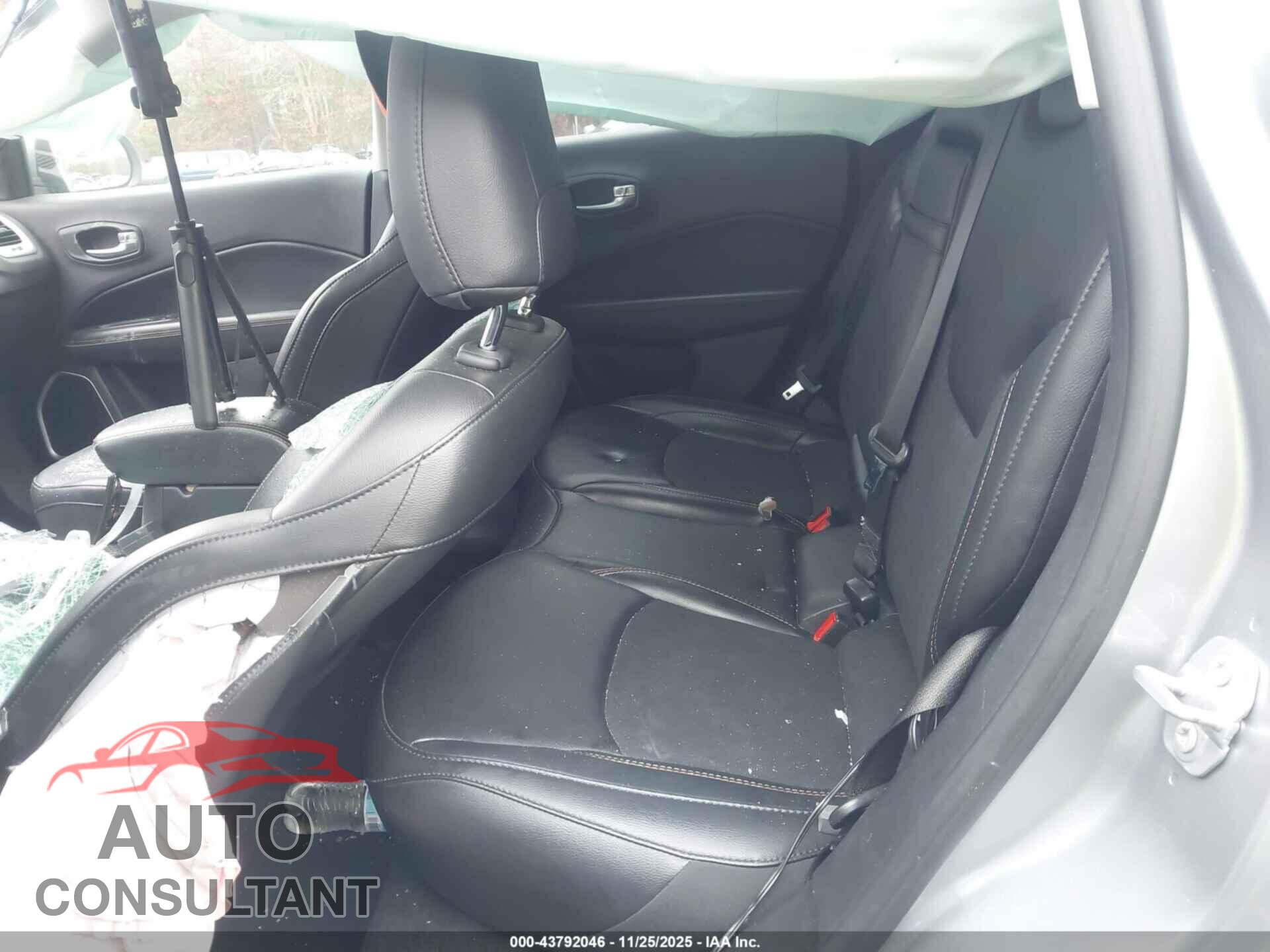 JEEP COMPASS 2019 - 3C4NJDBB5KT595751