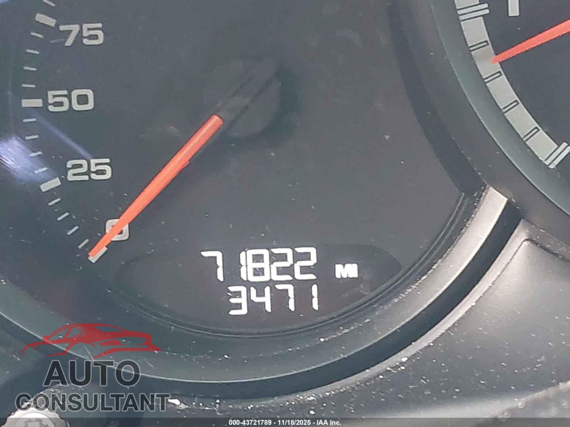 PORSCHE MACAN 2015 - WP1AF2A57FLB96517