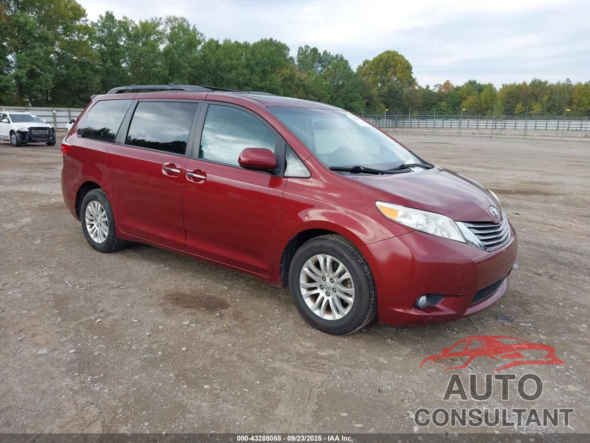 TOYOTA SIENNA 2017 - 5TDYZ3DC3HS847876