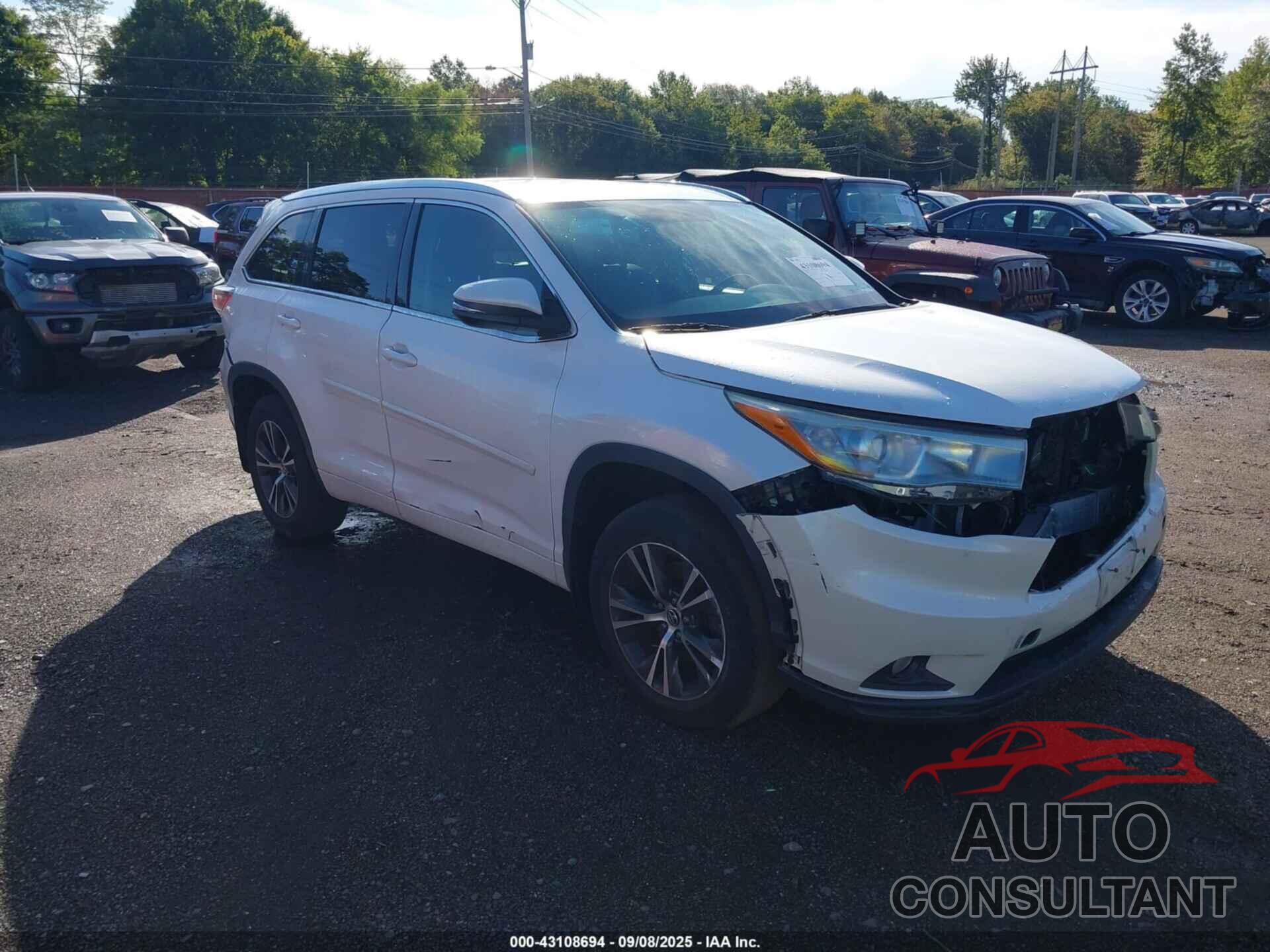 TOYOTA HIGHLANDER 2016 - 5TDJKRFH8GS253123