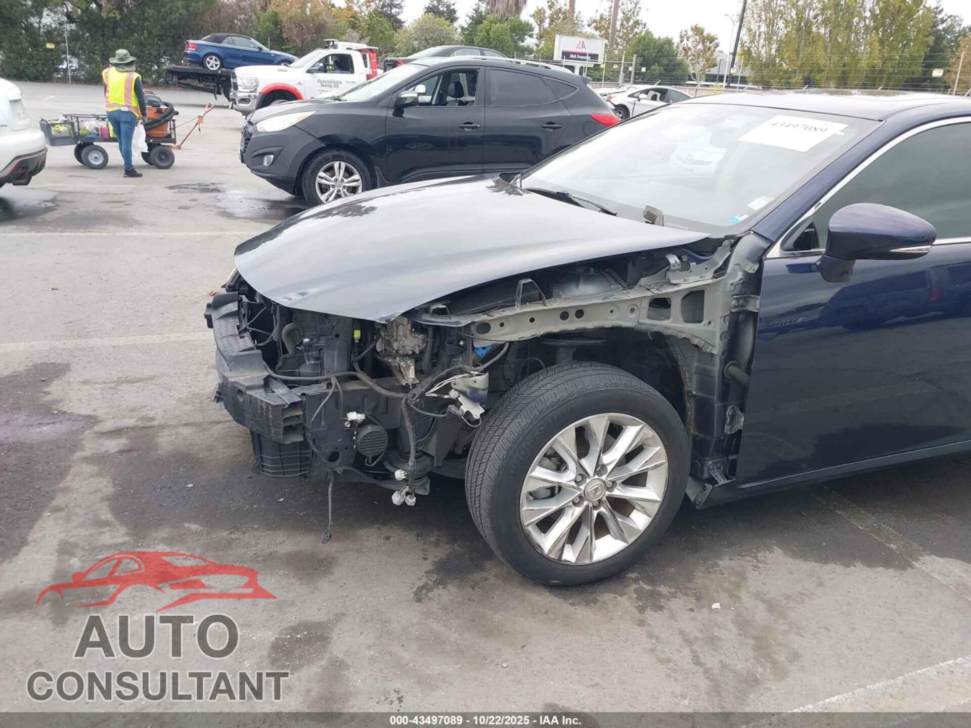 LEXUS ES 300H 2014 - JTHBW1GG4E2044903