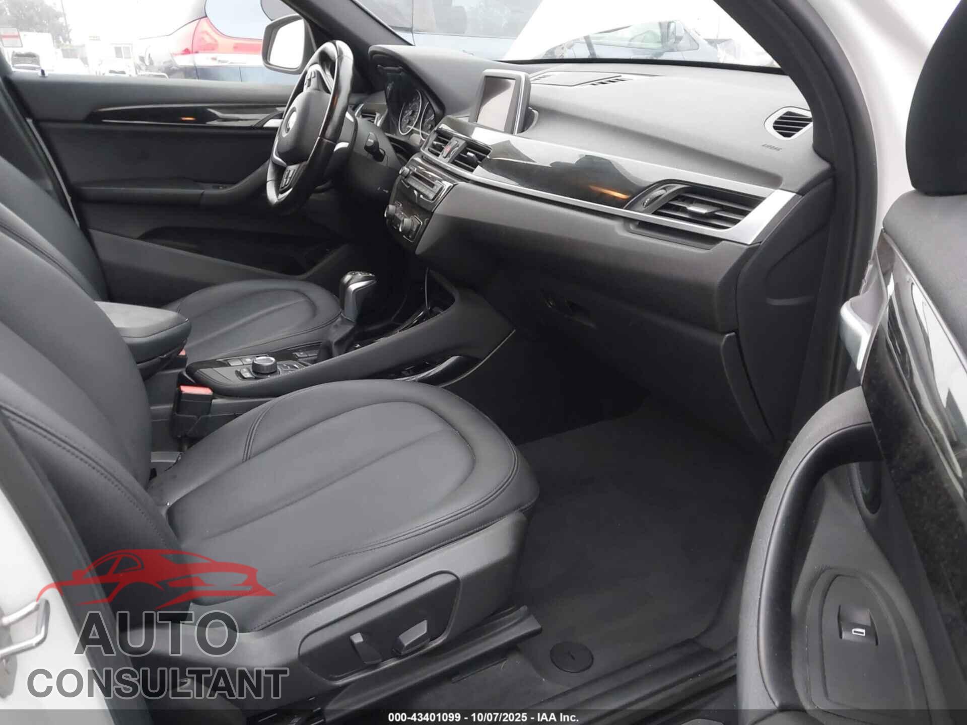 BMW X1 2016 - WBXHT3C36GP881678