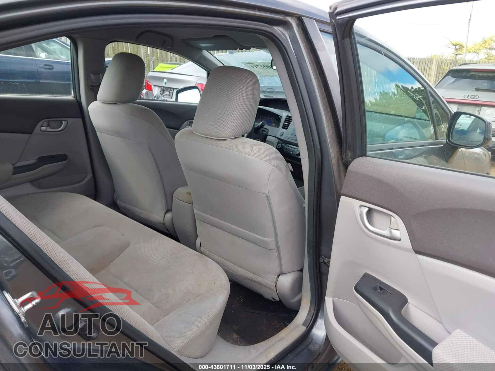 HONDA CIVIC 2012 - 2HGFB2F66CH553992