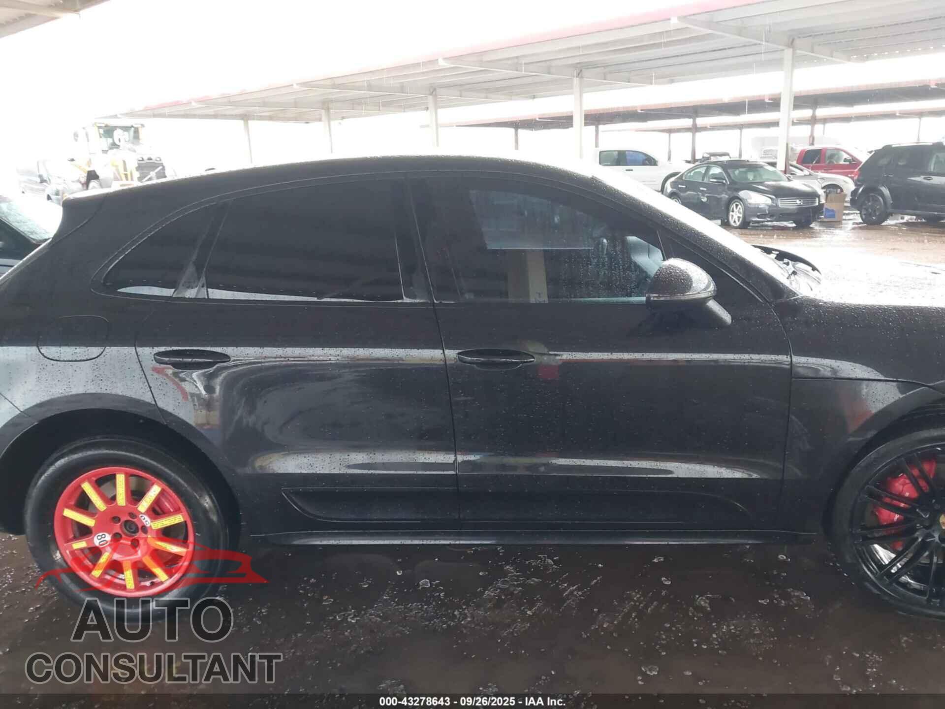PORSCHE MACAN 2015 - WP1AF2A58FLB94002