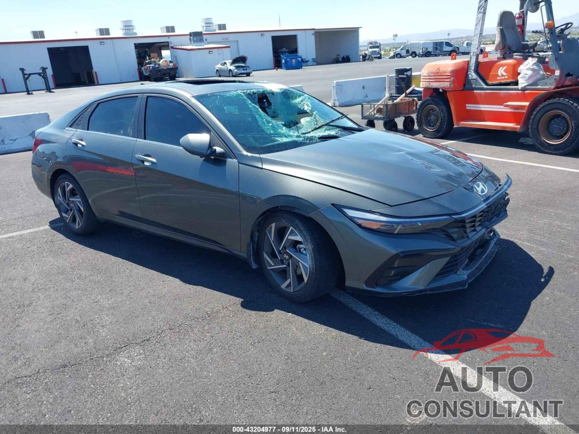 HYUNDAI ELANTRA 2025 - KMHLS4DG5SU939352