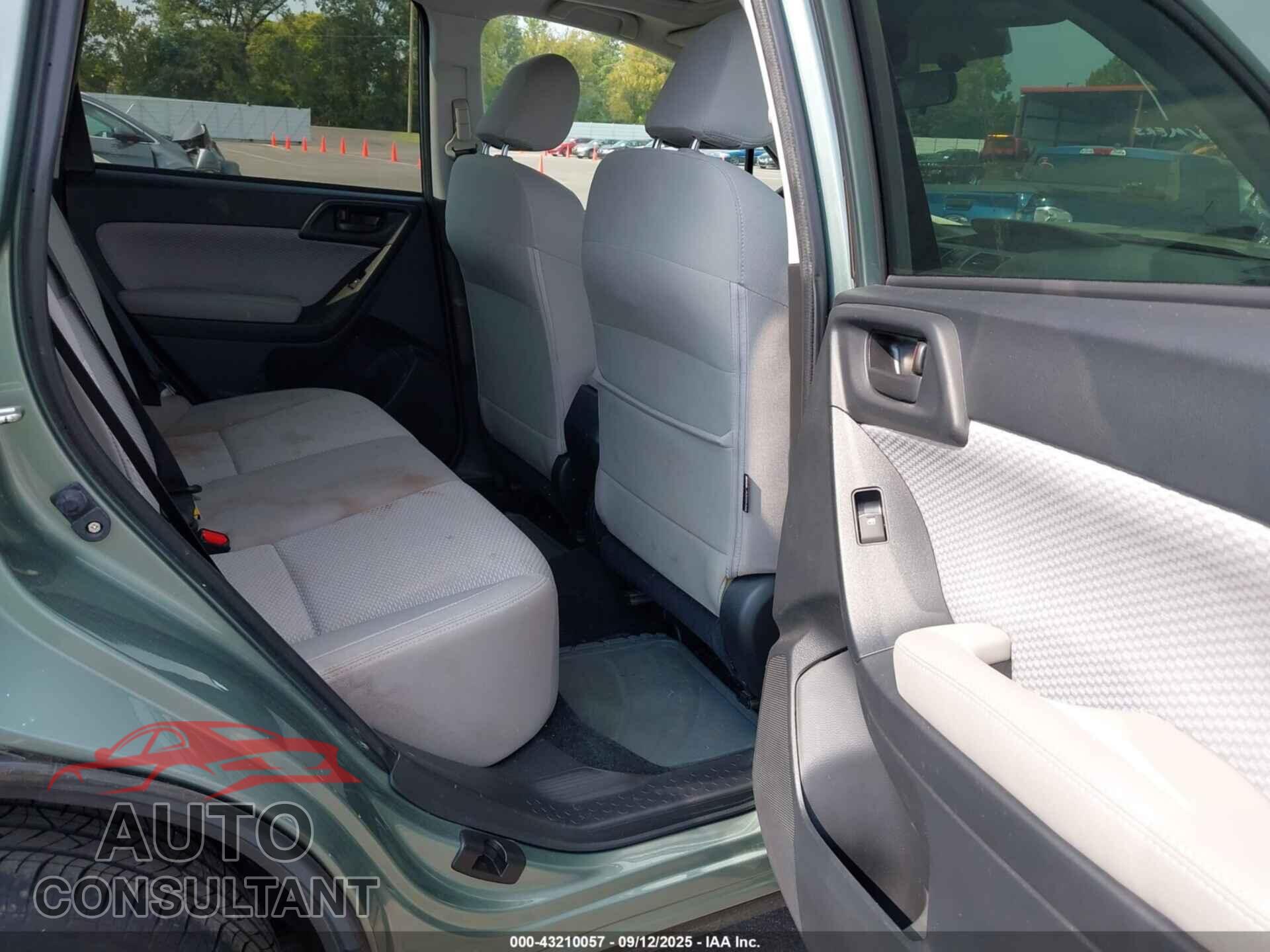 SUBARU FORESTER 2017 - JF2SJAEC5HH459571