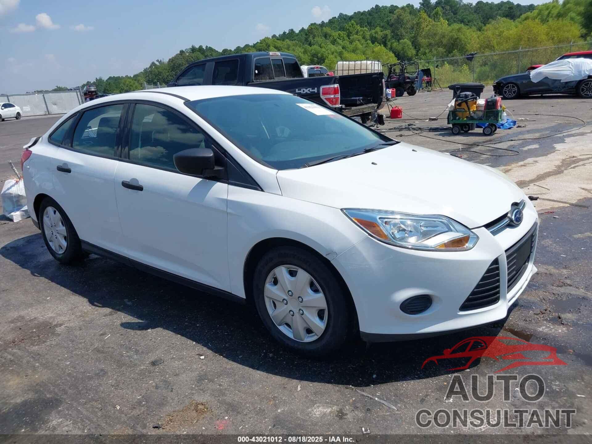 FORD FOCUS 2014 - 1FADP3E23EL387258