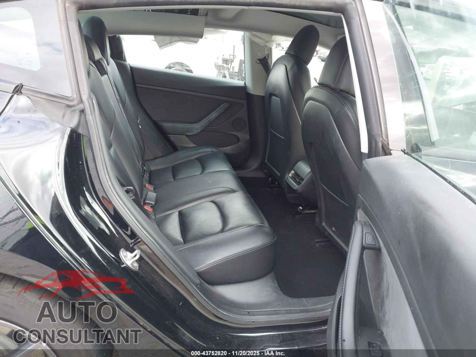TESLA MODEL 3 2022 - 5YJ3E1EB6NF275931