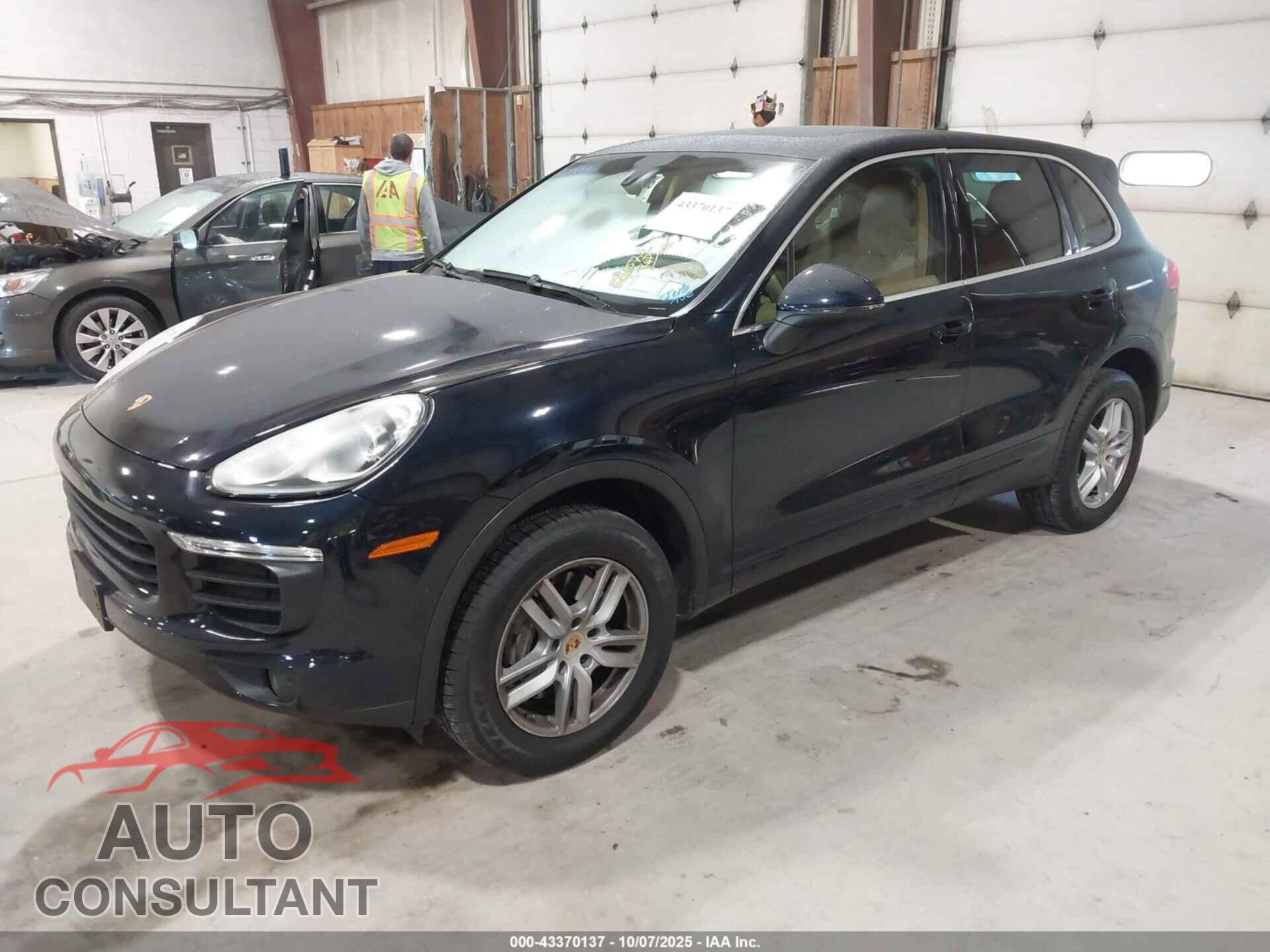 PORSCHE CAYENNE 2016 - WP1AA2A28GLA10652