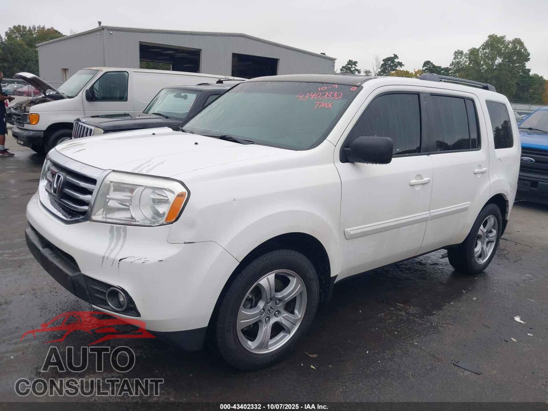 HONDA PILOT 2013 - 5FNYF3H69DB043660