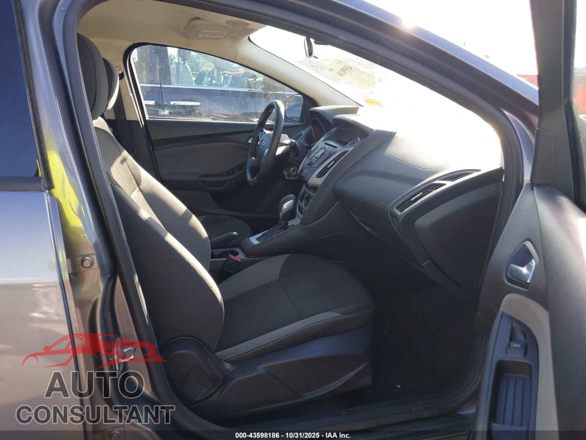 FORD FOCUS 2014 - 1FADP3F29EL425462