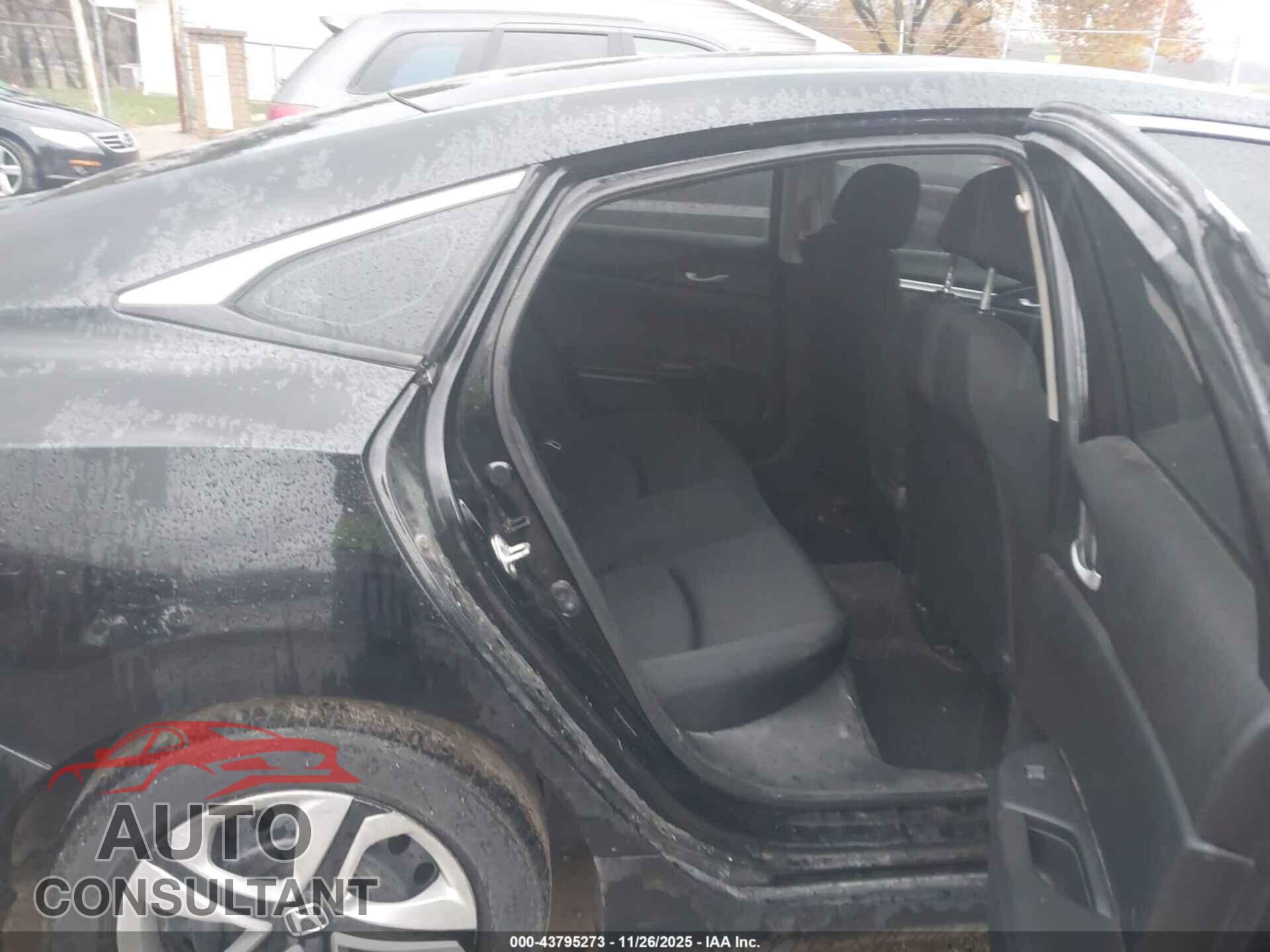 HONDA CIVIC 2017 - 2HGFC2F55HH529193