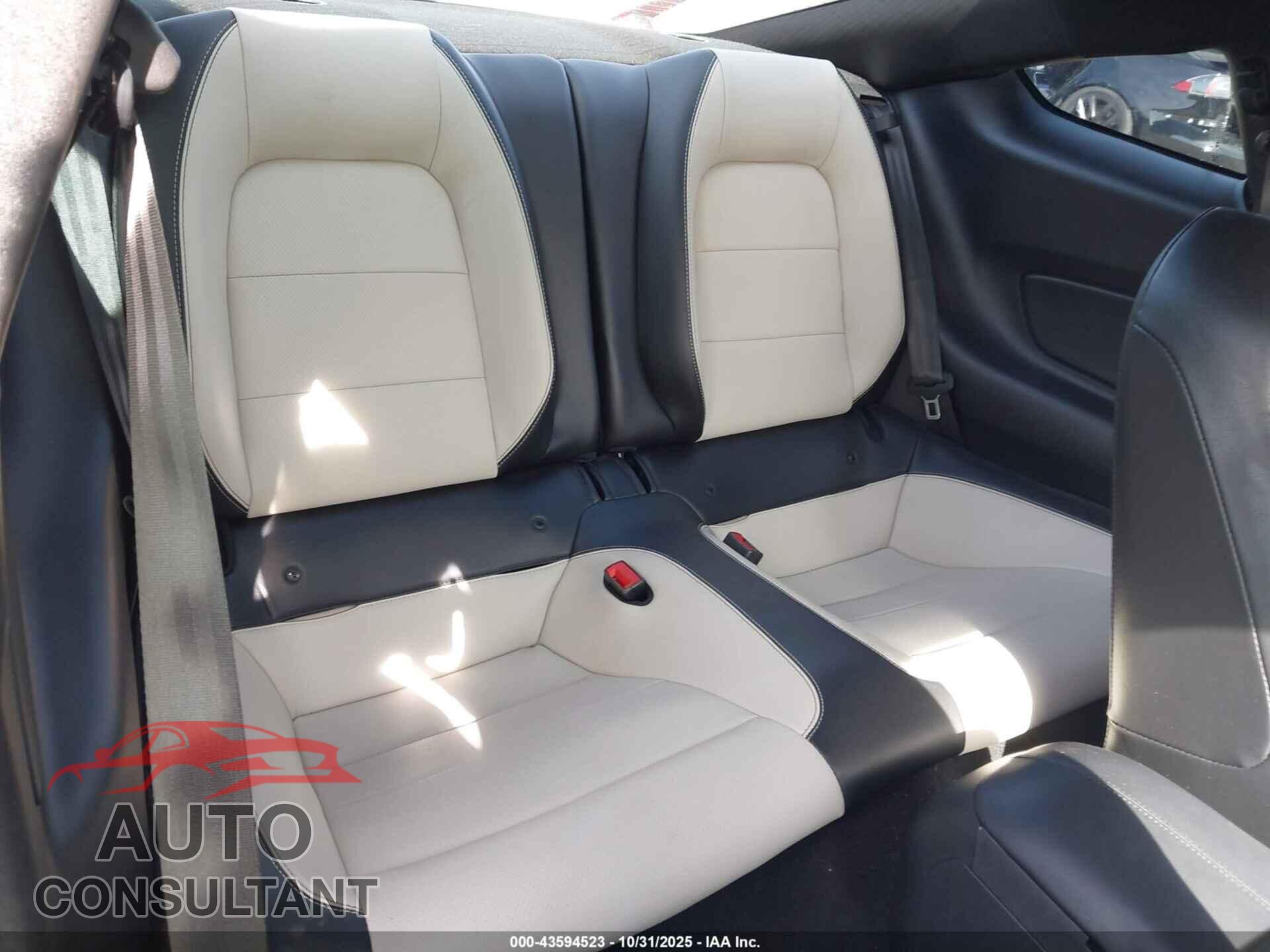 FORD MUSTANG 2020 - 1FA6P8CF5L5108972