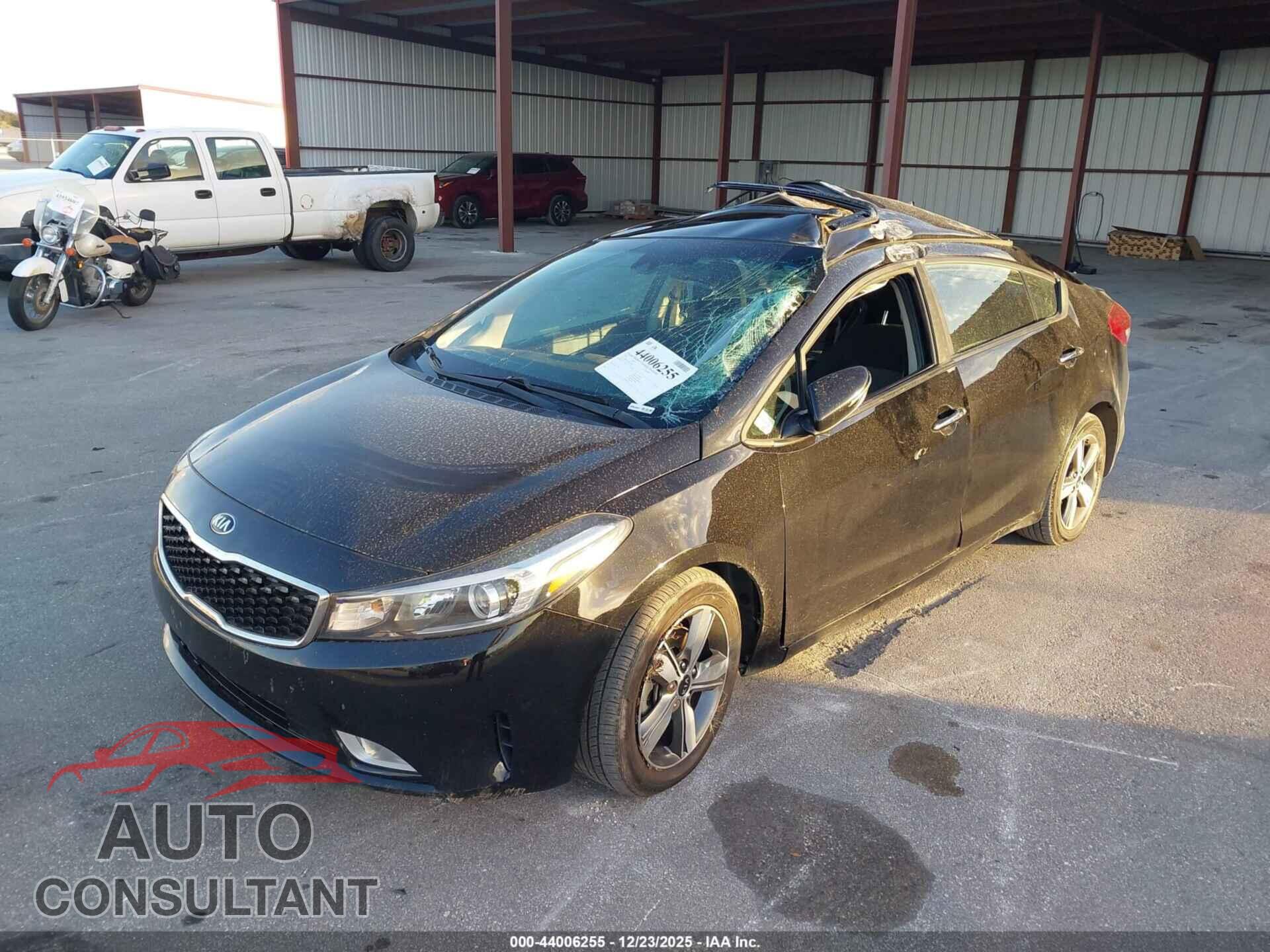 KIA FORTE 2018 - 3KPFL4A70JE242509