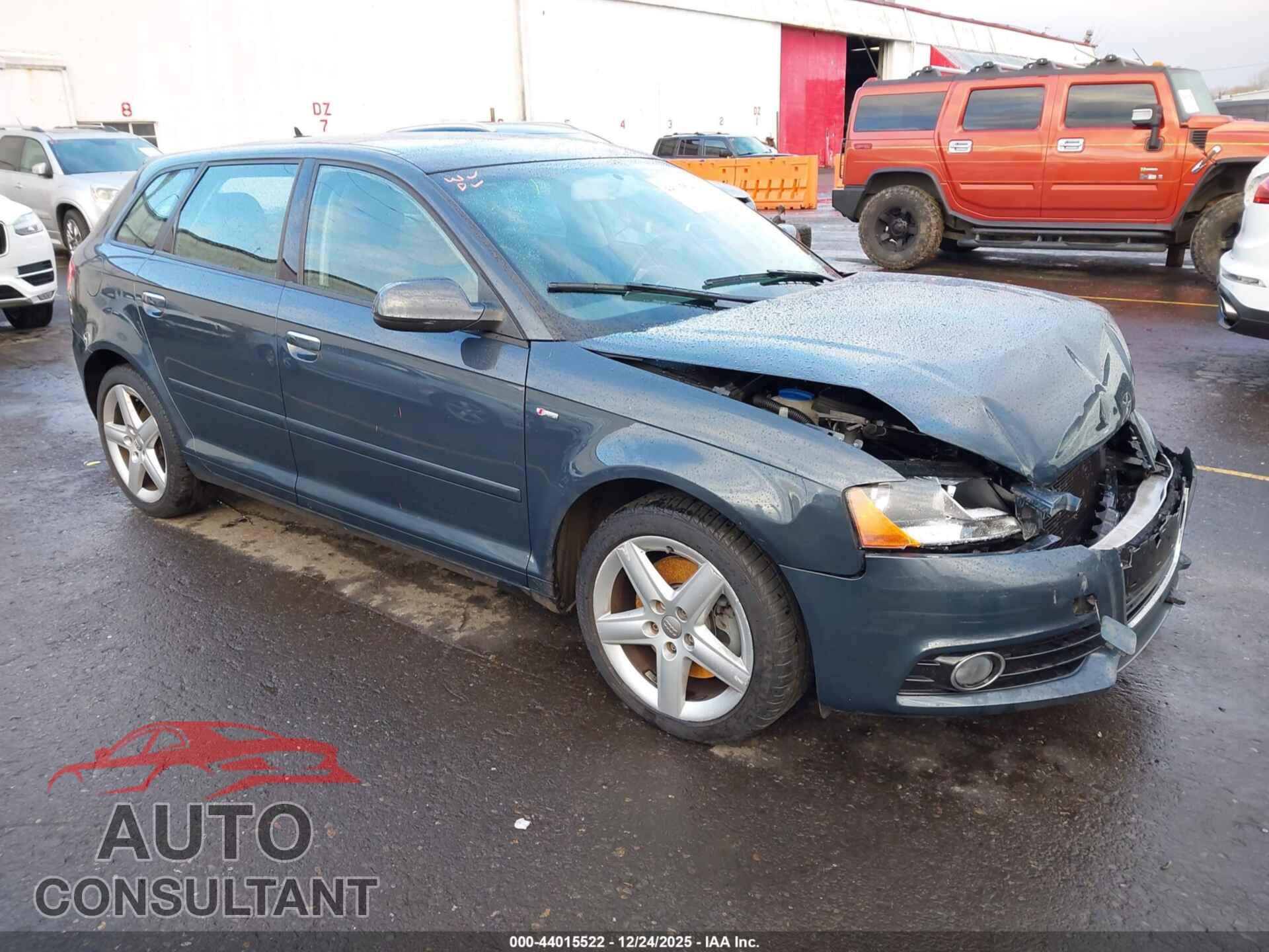 AUDI A3 2012 - WAUBEAFM7CA059245
