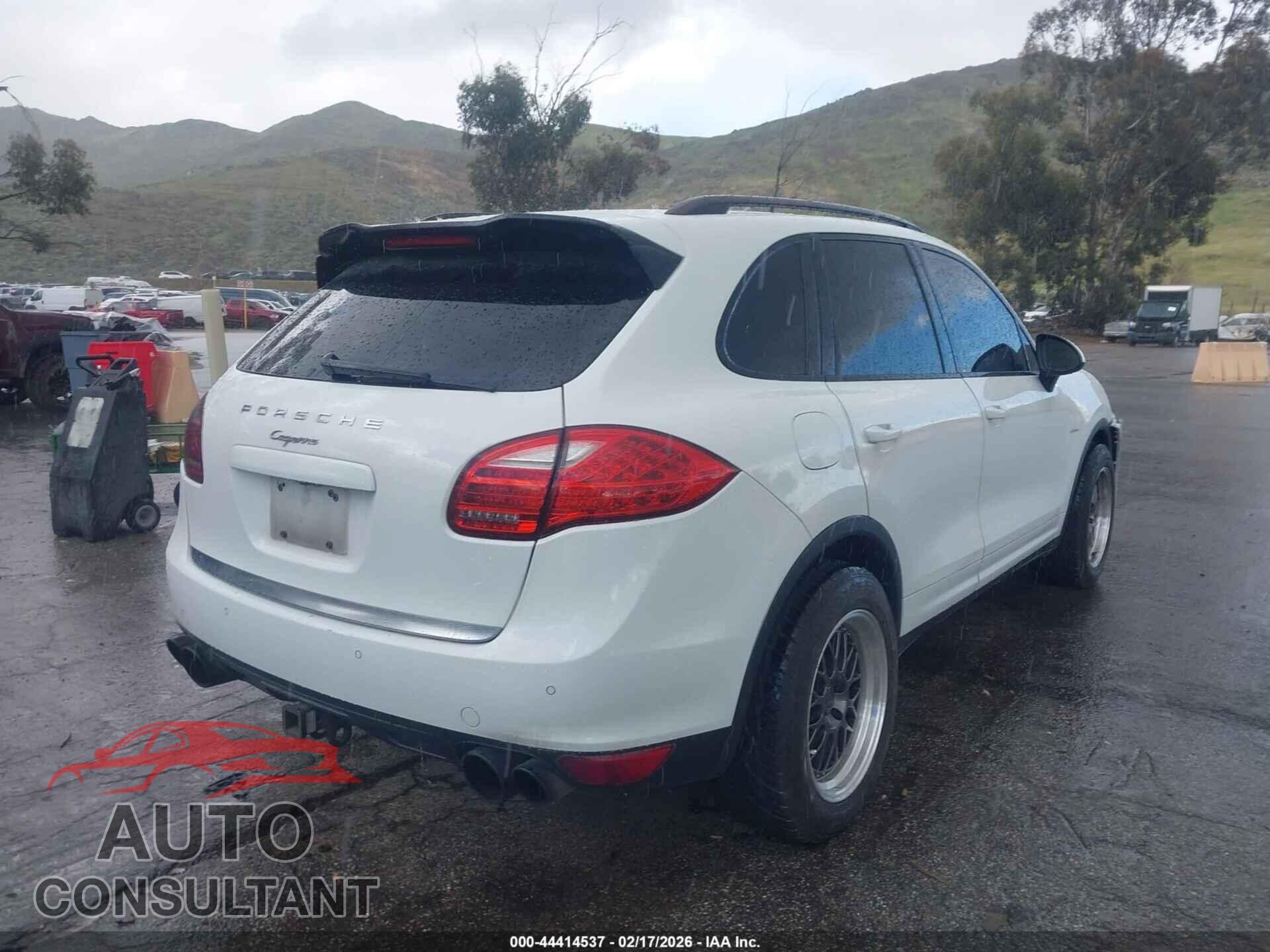 PORSCHE CAYENNE 2013 - WP1AF2A24DLA23802