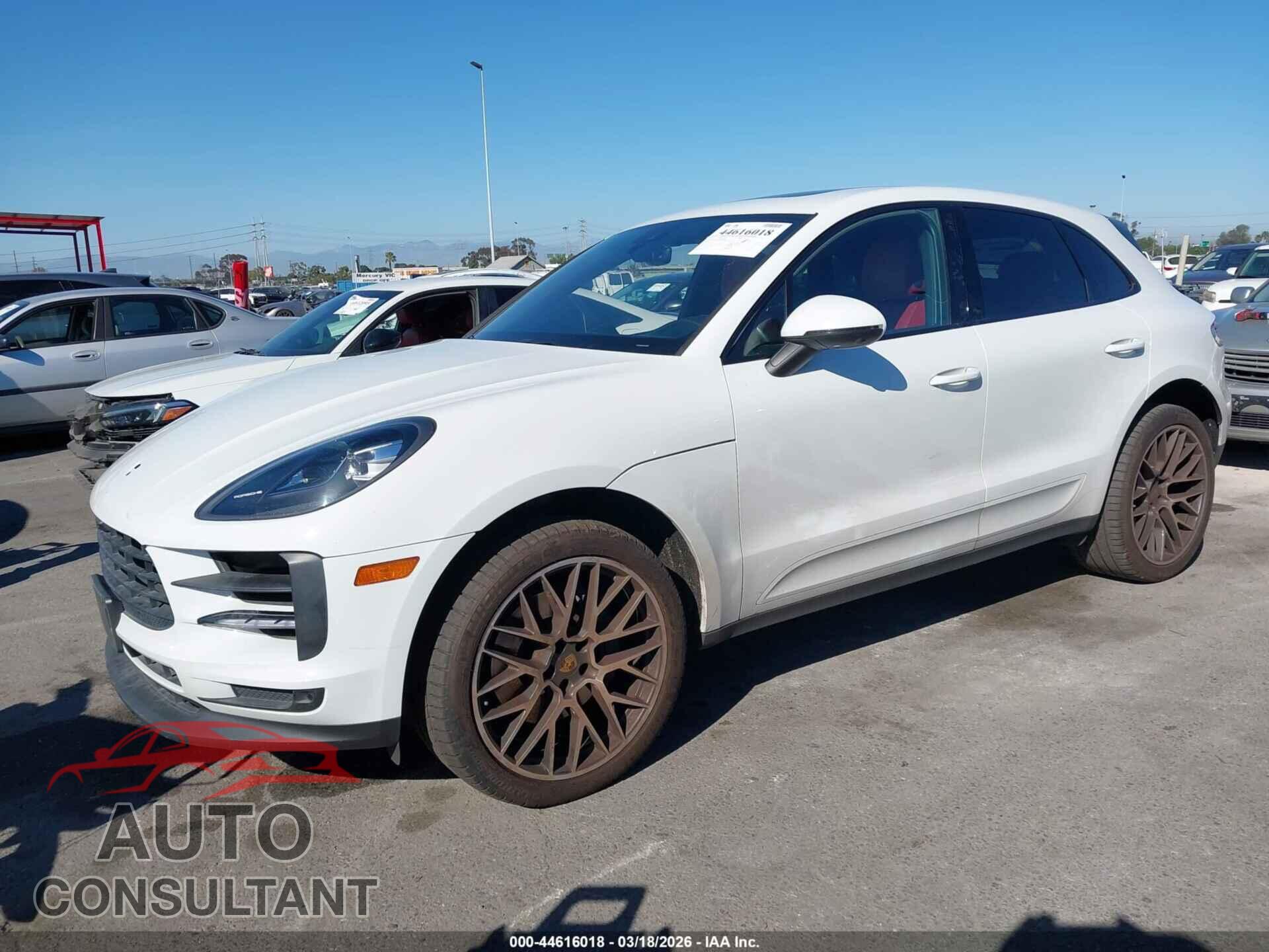 PORSCHE MACAN 2021 - WP1AB2A59MLB35405
