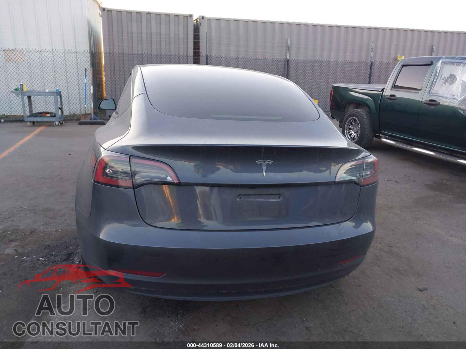 TESLA MODEL 3 2023 - 5YJ3E1EA4PF683046