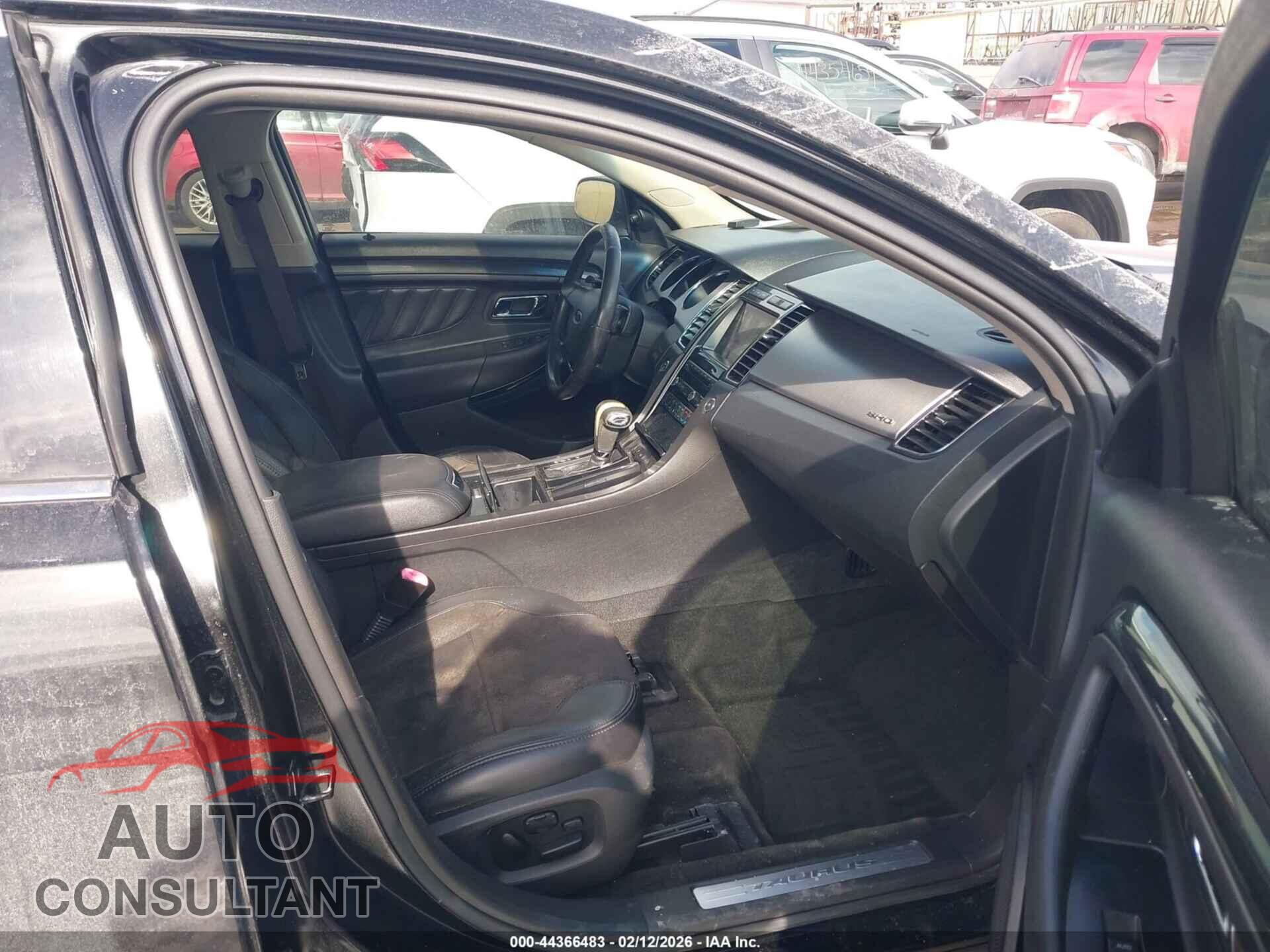 FORD TAURUS 2012 - 1FAHP2KT0CG142061