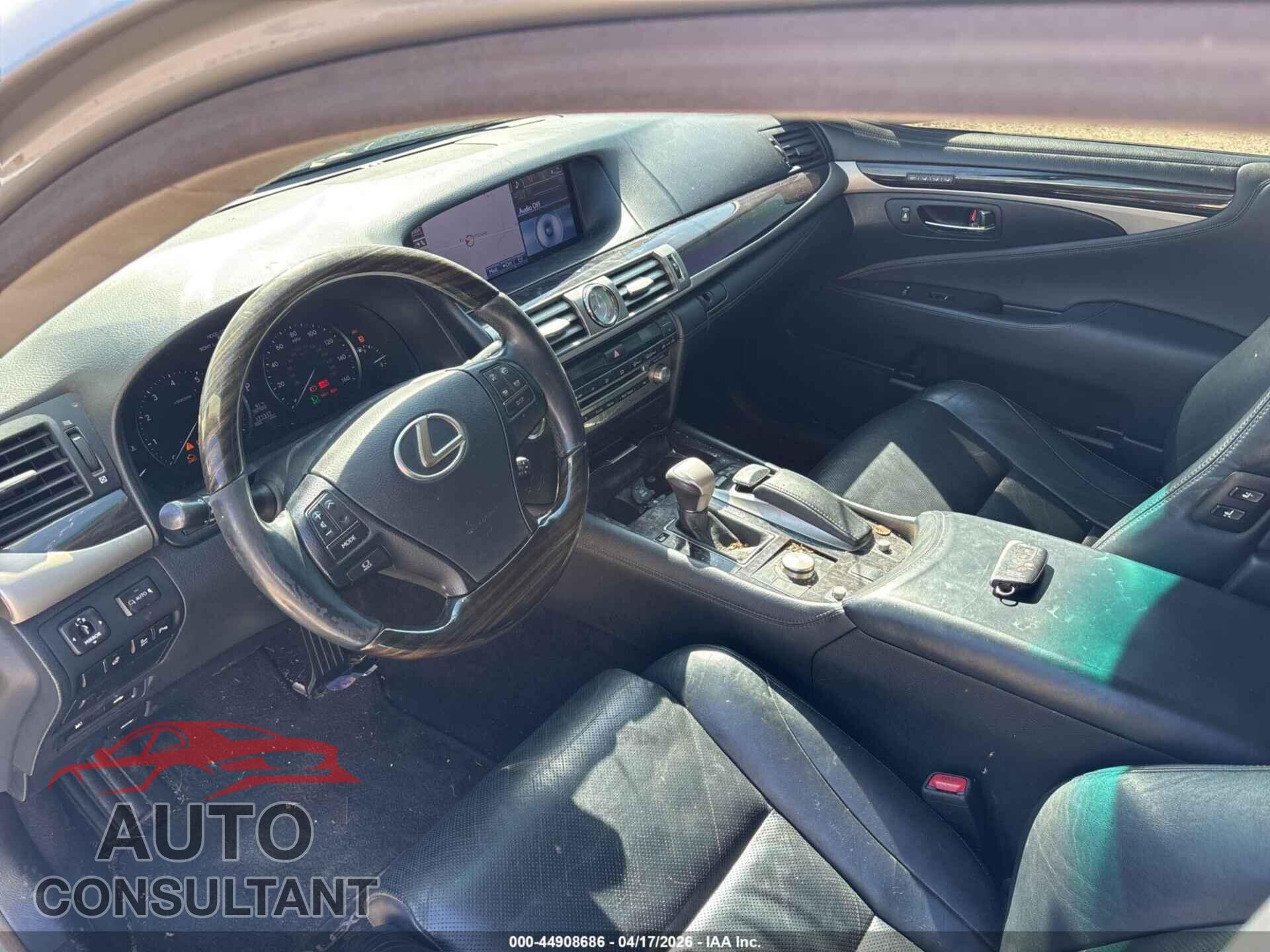 LEXUS LS 460 2014 - JTHCL5EF3E5022419