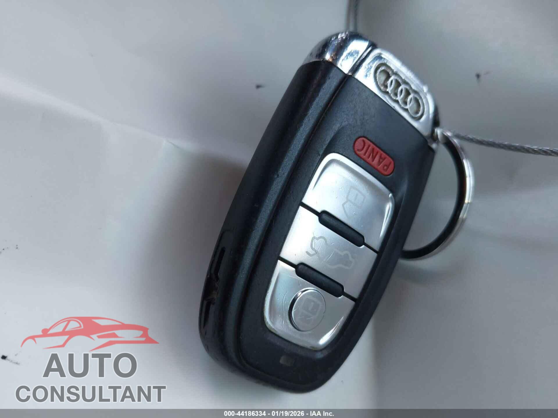 AUDI Q5 2012 - WA1LFCFP8CA036268
