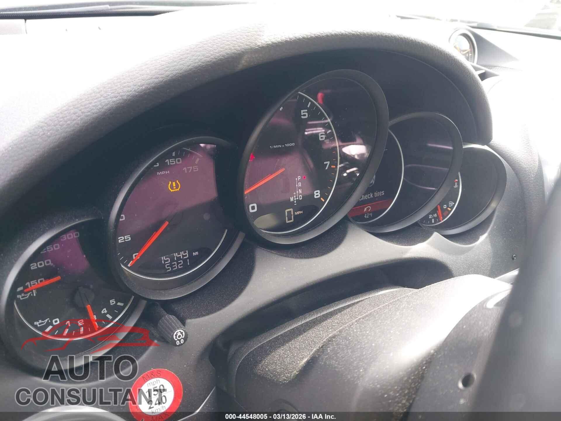 PORSCHE CAYENNE 2016 - WP1AA2A2XGLA08577