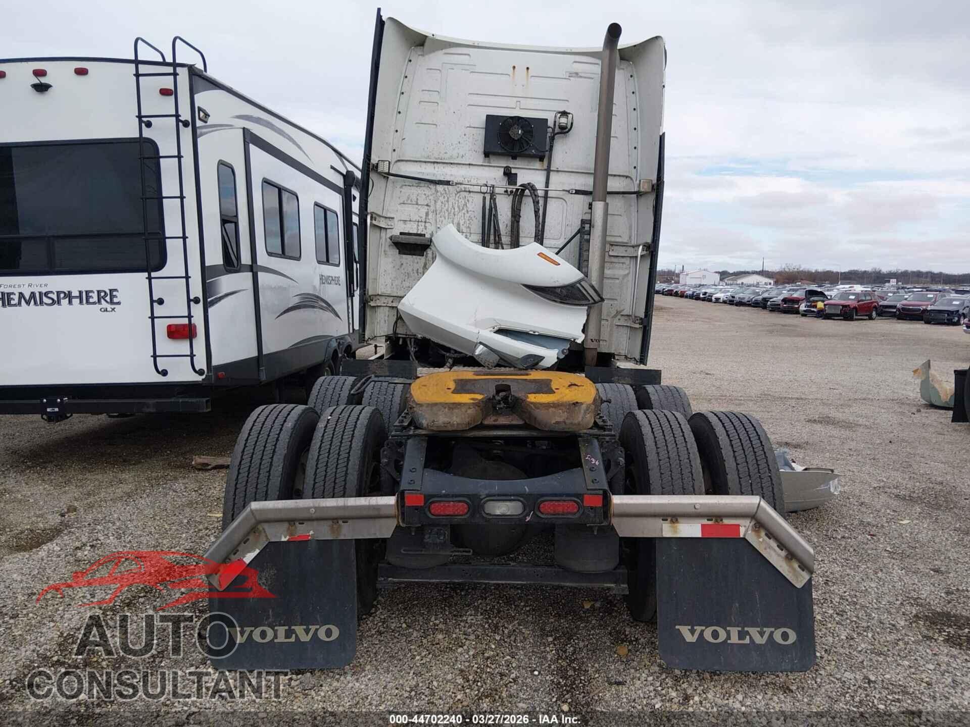 VOLVO VNL 2020 - 4V4NC9EH7LN236043