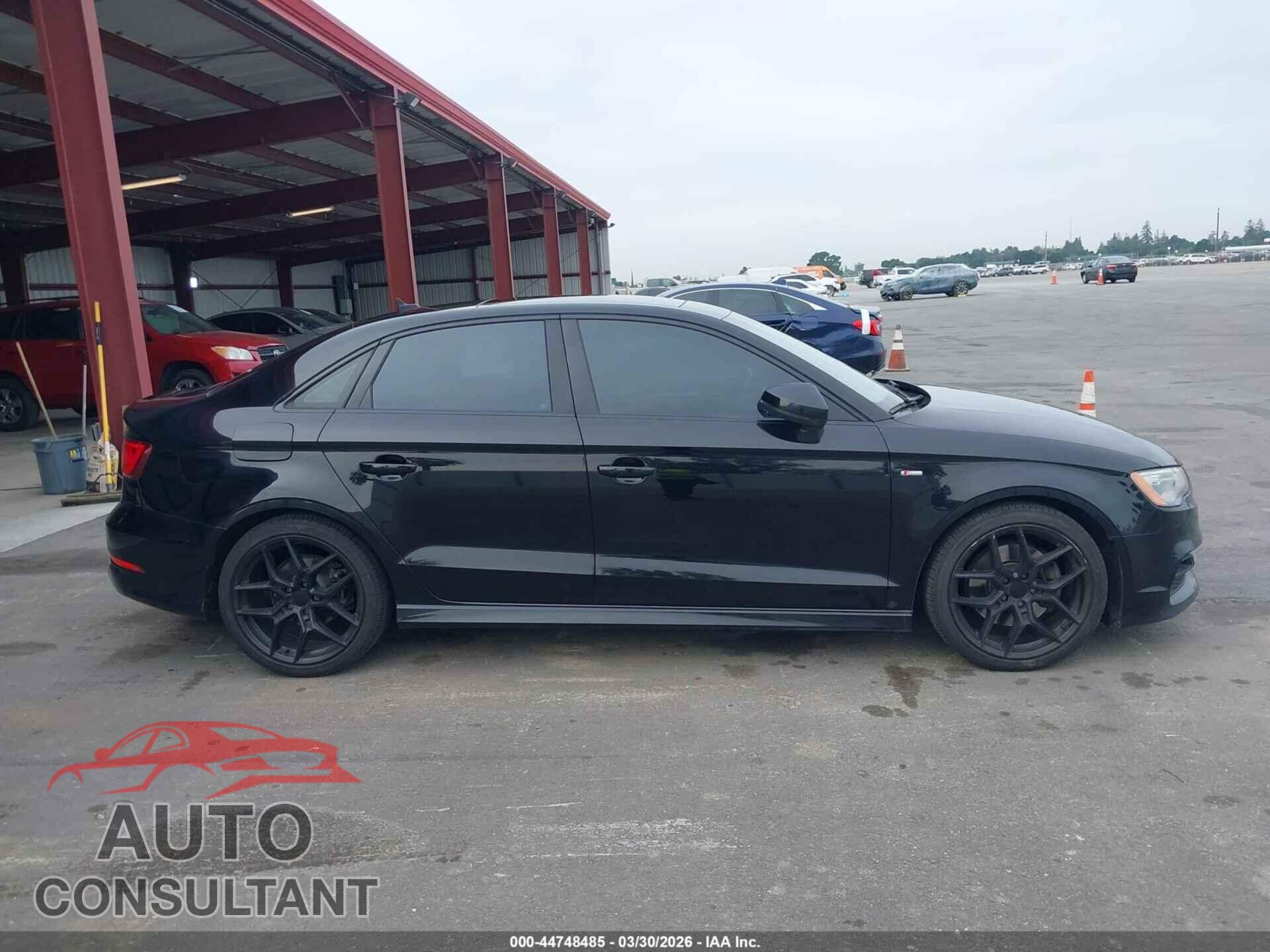 AUDI A3 2016 - WAUA7GFF5G1113500