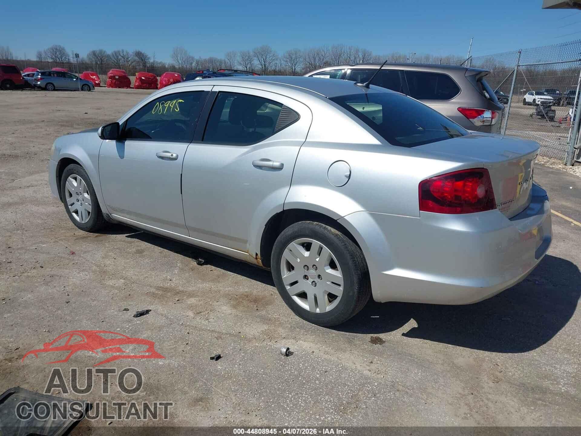 DODGE AVENGER 2011 - 1B3BD2FG4BN572399