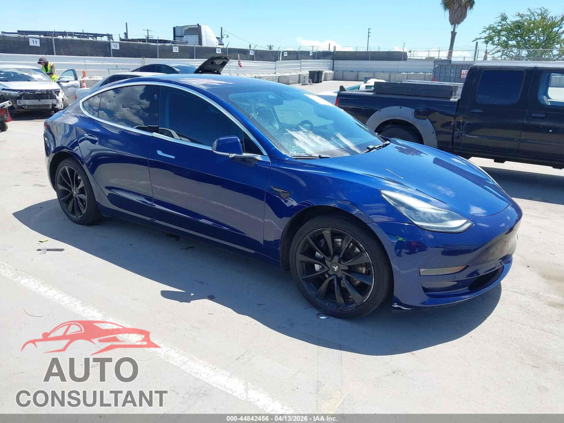 TESLA MODEL 3 2018 - 5YJ3E1EA8JF020344