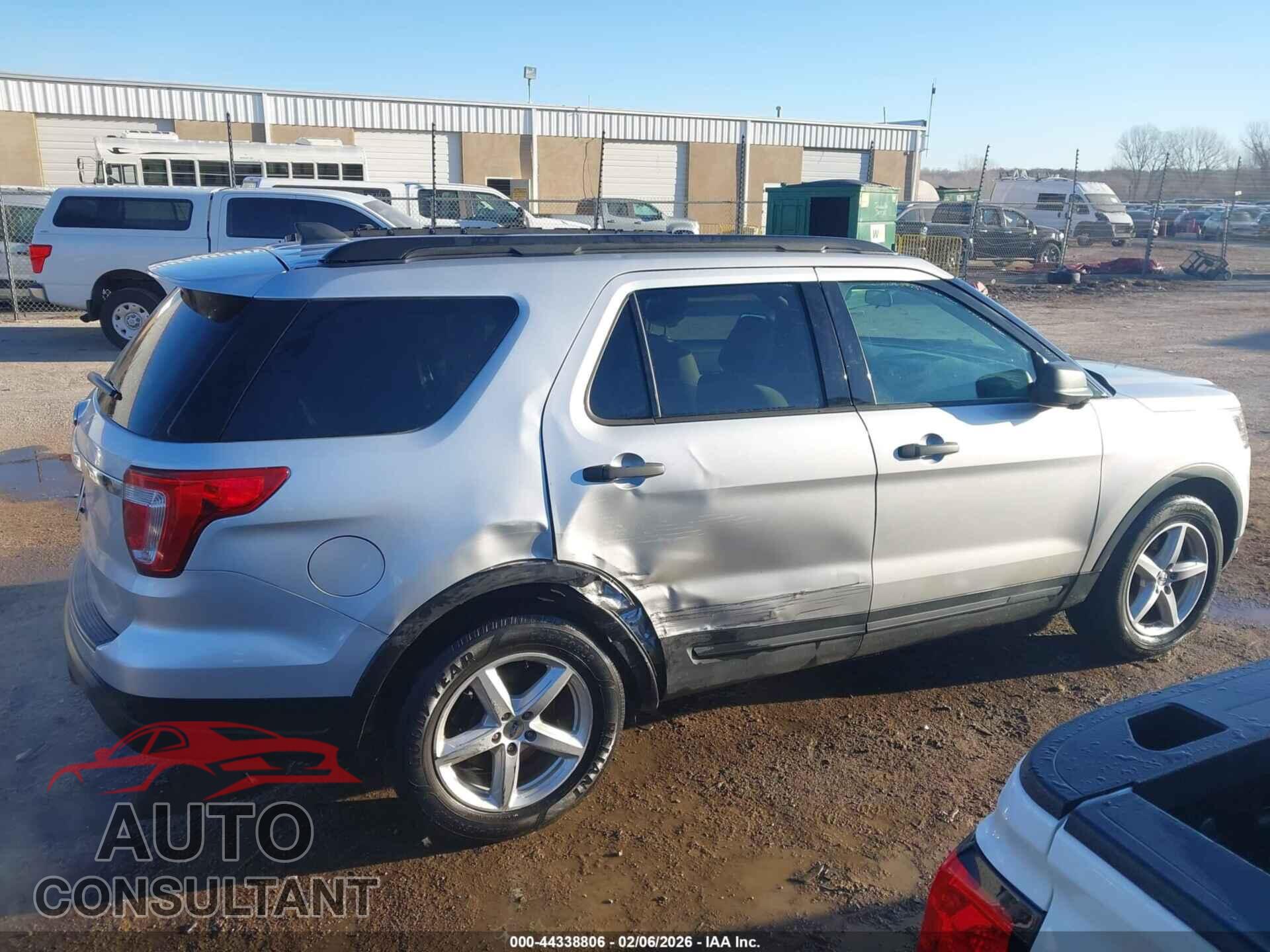 FORD EXPLORER 2018 - 1FM5K7B88JGB88525