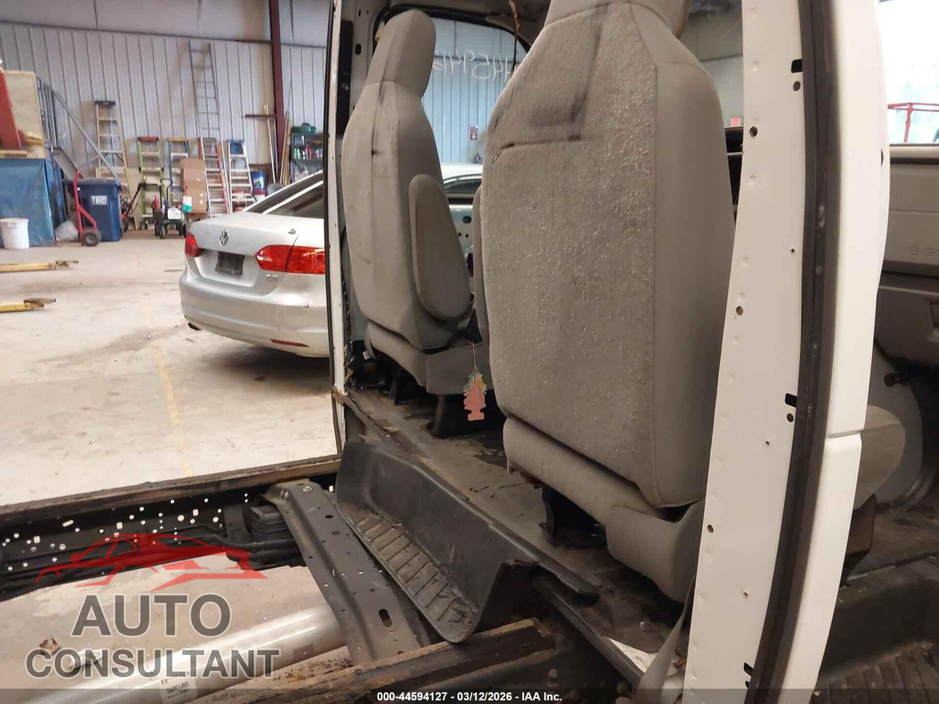 FORD E-350 CUTAWAY 2017 - 1FDWE3F64HDC60670