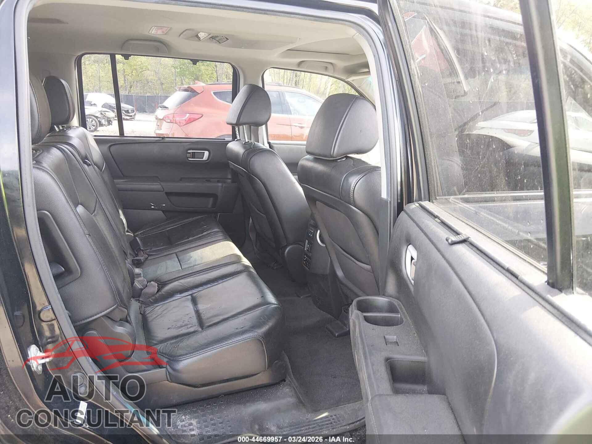 HONDA PILOT 2012 - 5FNYF4H96CB030962