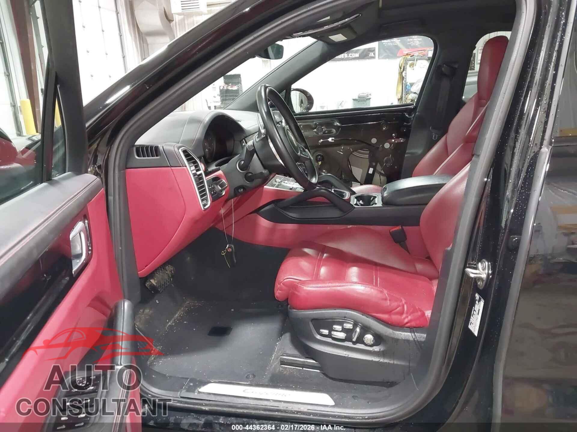 PORSCHE CAYENNE 2021 - WP1BA2AY4MDA41105