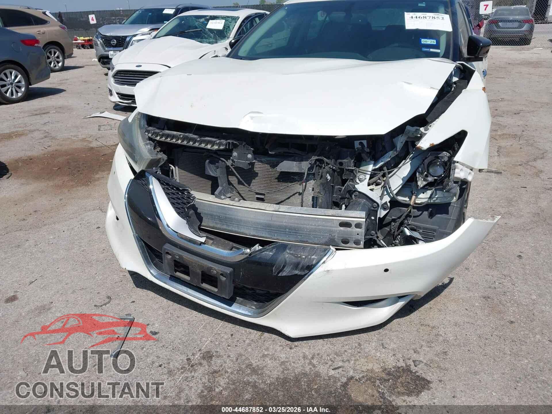 NISSAN MAXIMA 2017 - 1N4AA6AP6HC424105