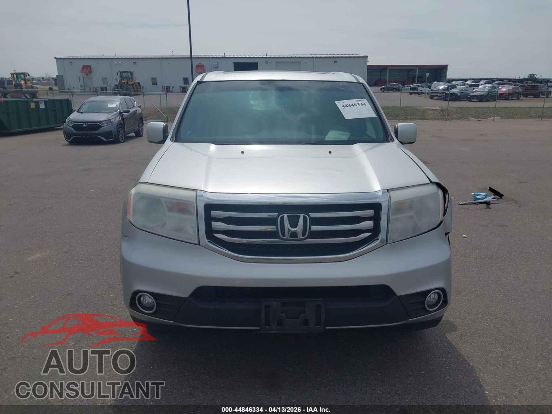 HONDA PILOT 2013 - 5FNYF4H53DB028004