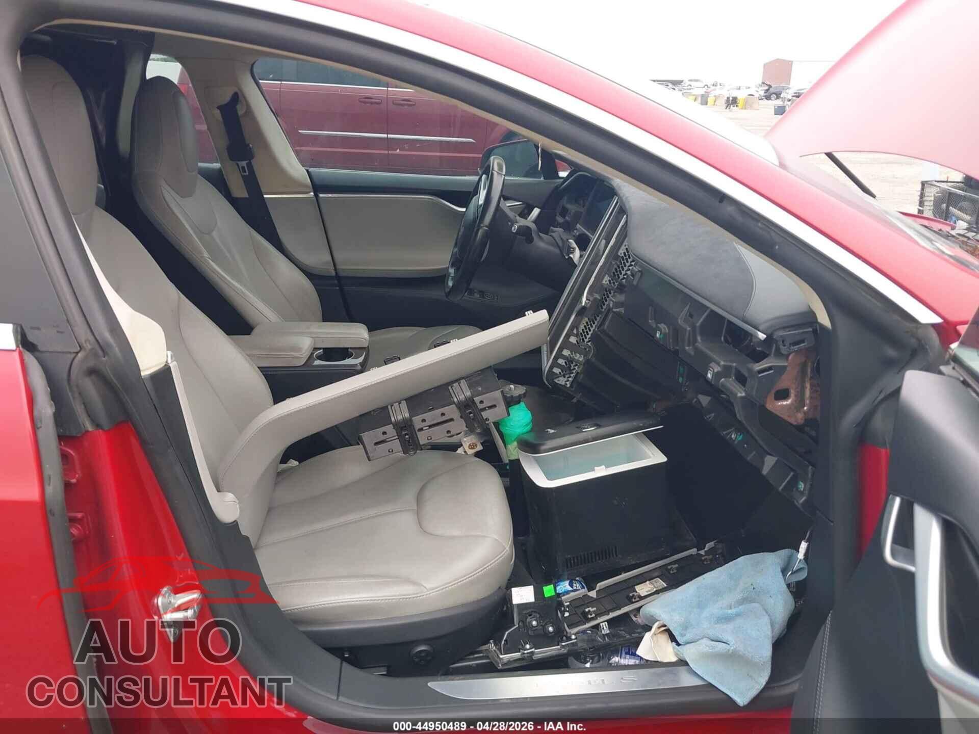 TESLA MODEL S 2015 - 5YJSA1H29FF093418