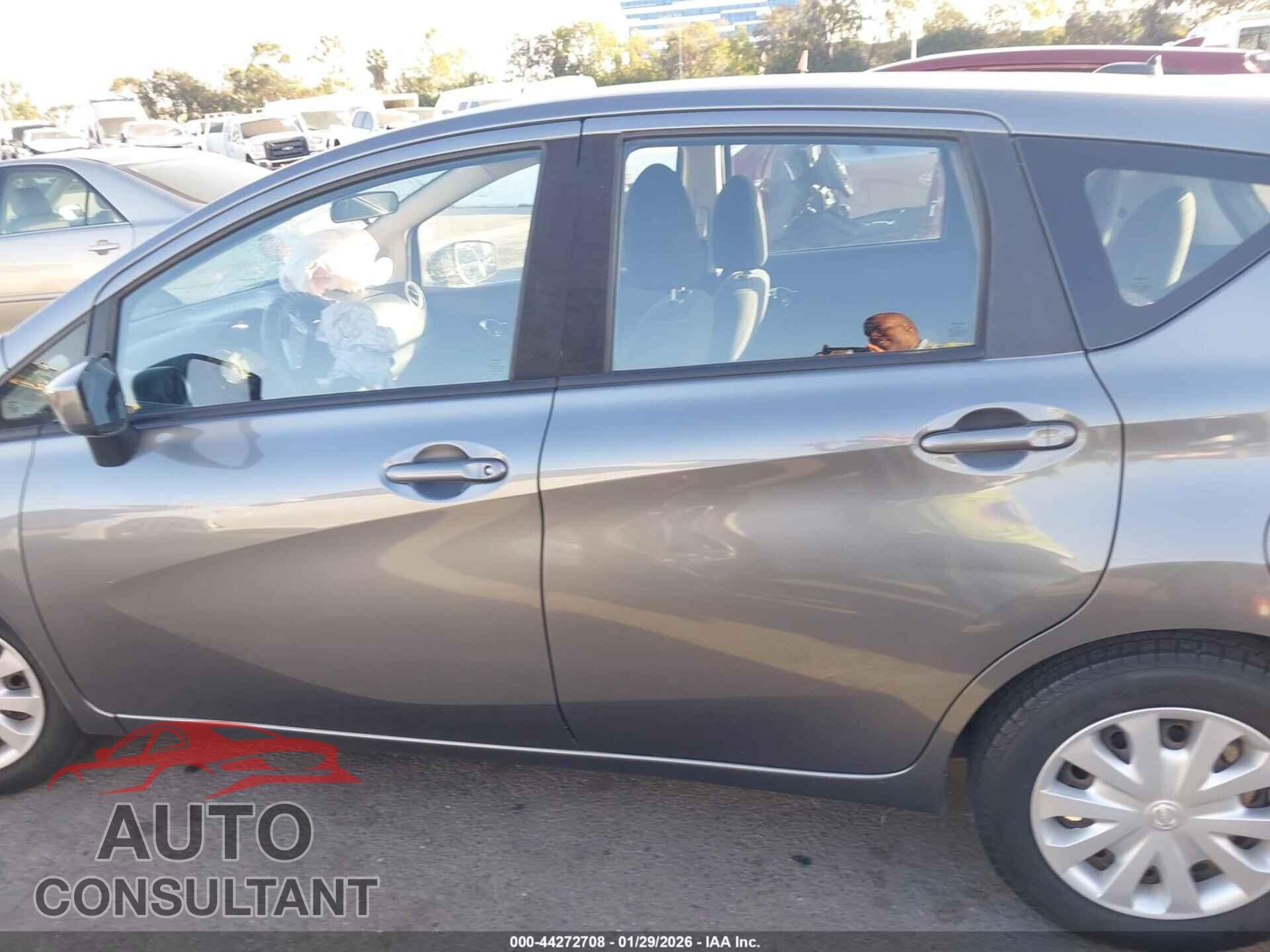 NISSAN VERSA NOTE 2016 - 3N1CE2CP1GL402726