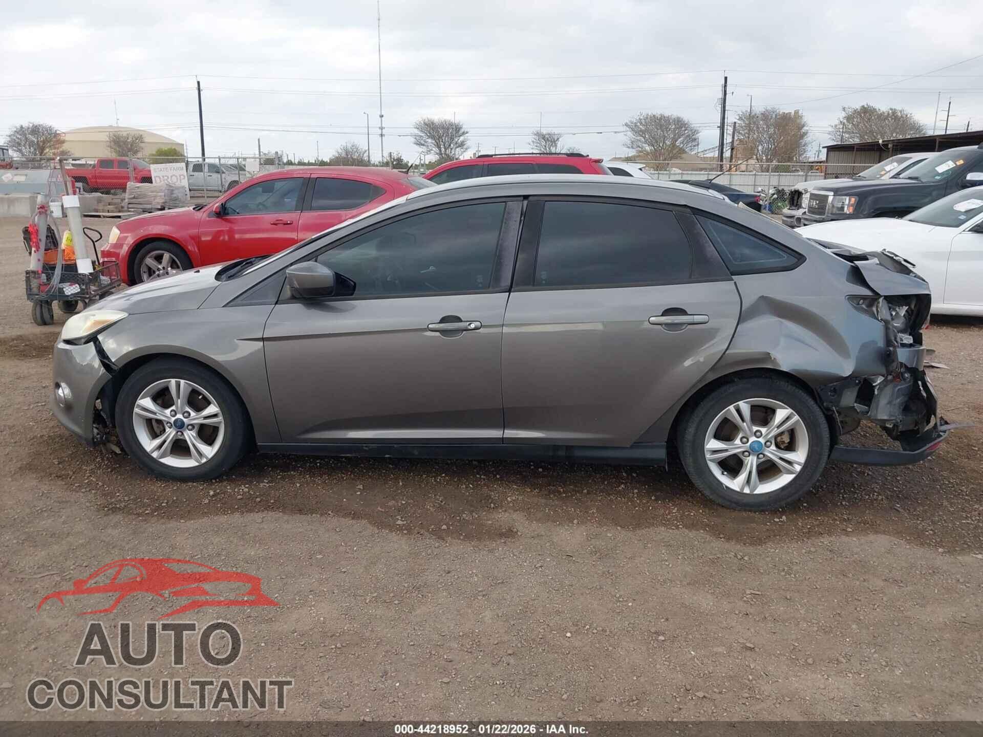 FORD FOCUS 2012 - 1FAHP3F27CL343194
