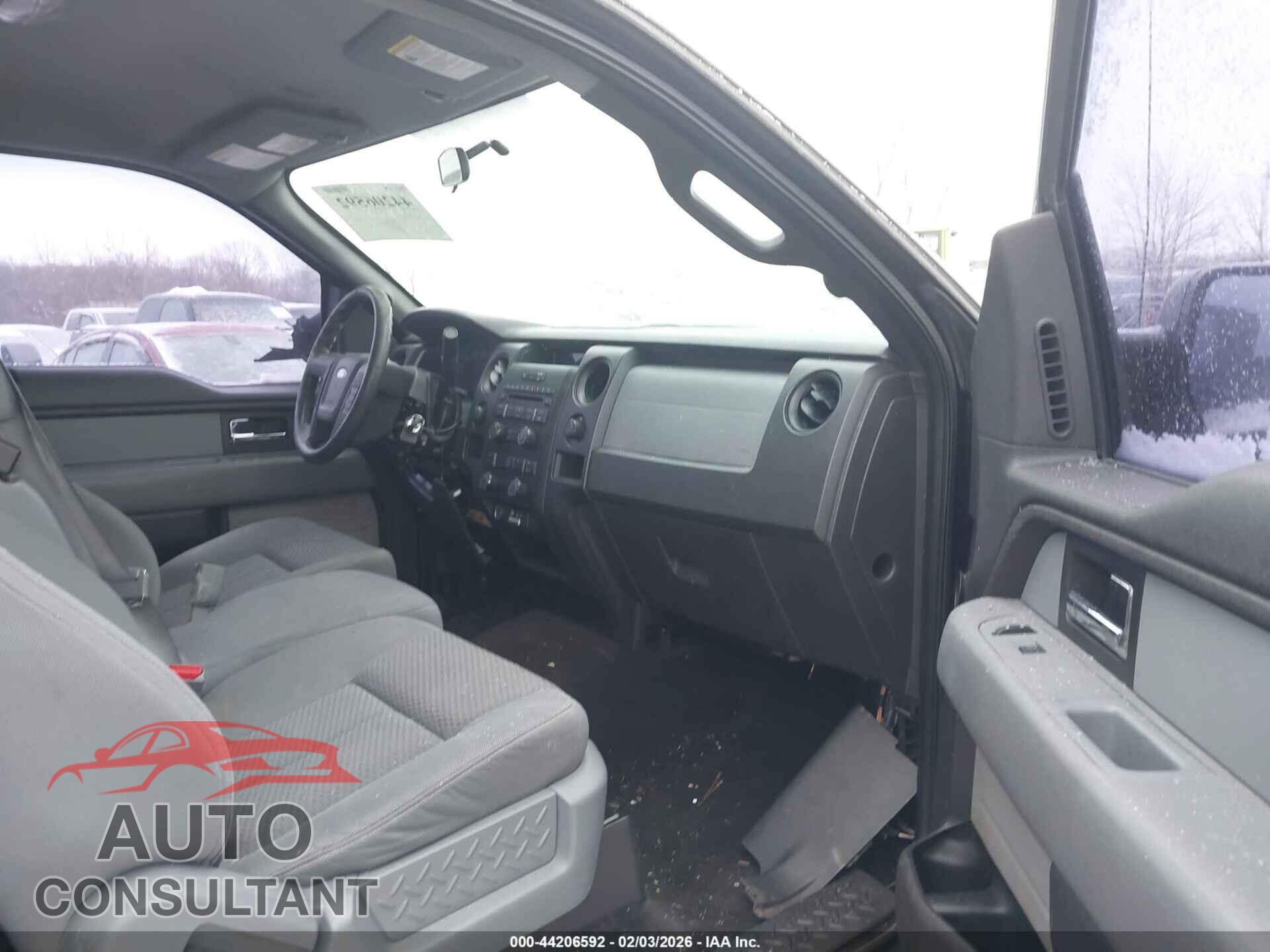 FORD F-150 2012 - 1FTFX1EF1CFC73796