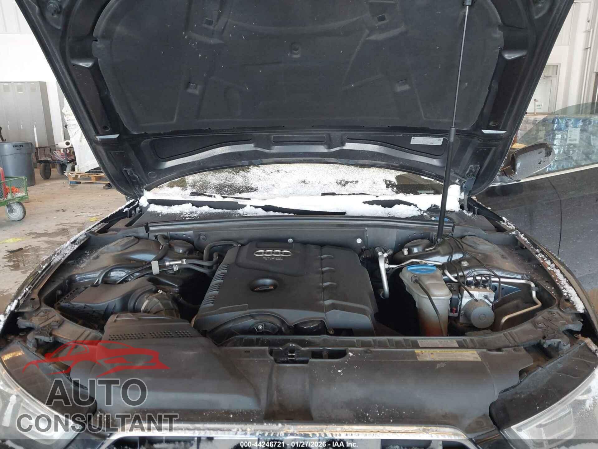 AUDI A5 2013 - WAUVFAFR9DA001869