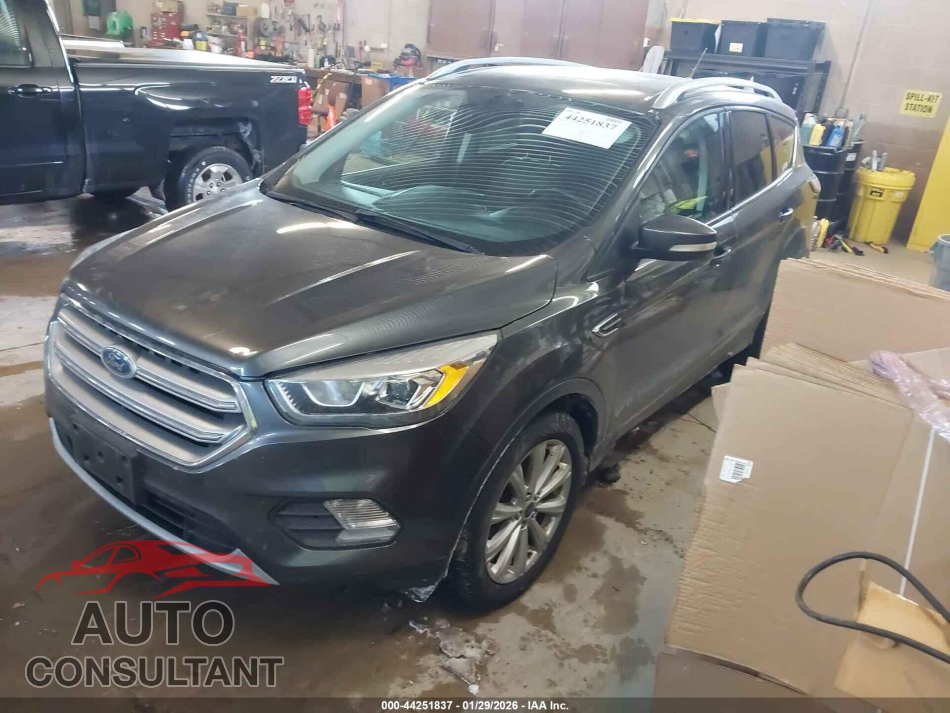 FORD ESCAPE 2017 - 1FMCU9JD5HUC45335